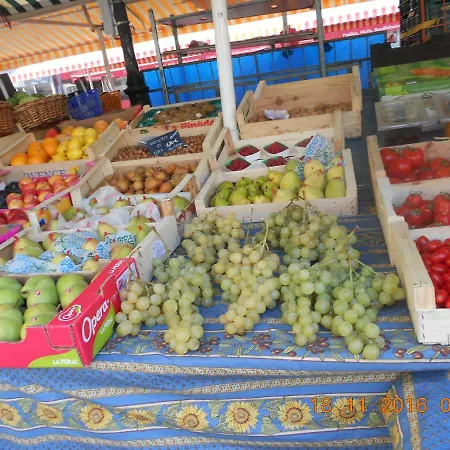 Breakfast At Sophy's * نيس