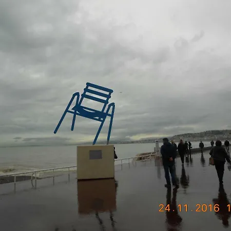 Oda ve Kahvaltı Breakfast At Sophy's Nice